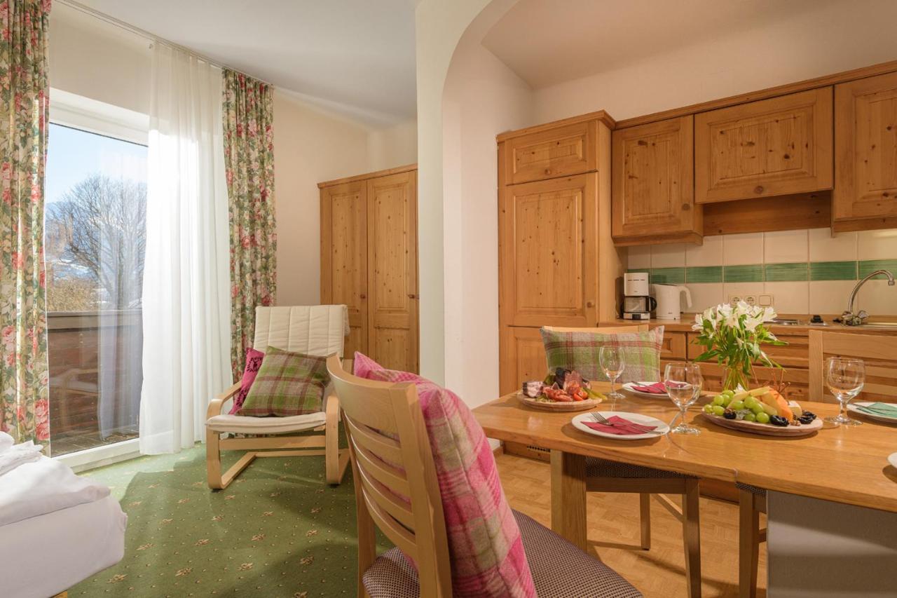Aurora Appartements Inklusive Freiem Thermeneintritt 巴特霍夫加施泰因 外观 照片