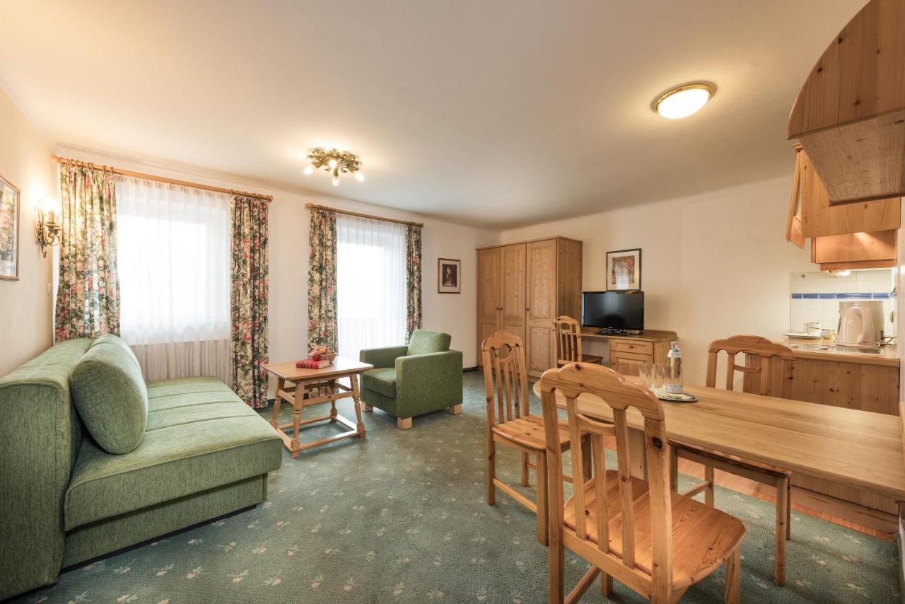 Aurora Appartements Inklusive Freiem Thermeneintritt 巴特霍夫加施泰因 外观 照片